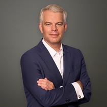 Robert van Schaik